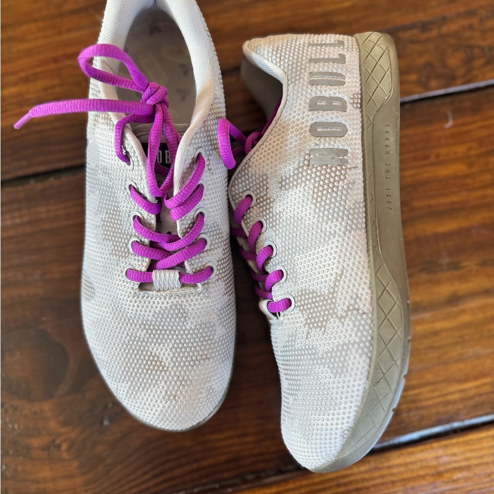 NOBULL Gray Sneakers with Purple Laces